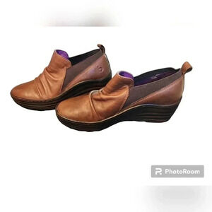 Bionica women's slip on brown leather shoes